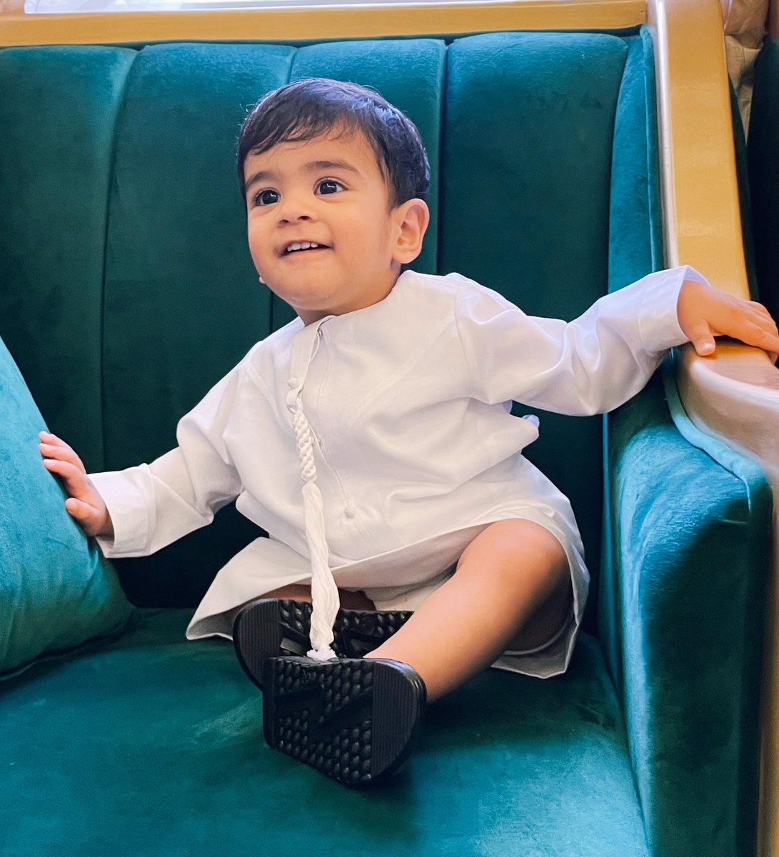 _Halsuwaidi's tweet image. ذيابي يقولكم"كل عام وانتو بخير وعيدكم مبارك🤍"