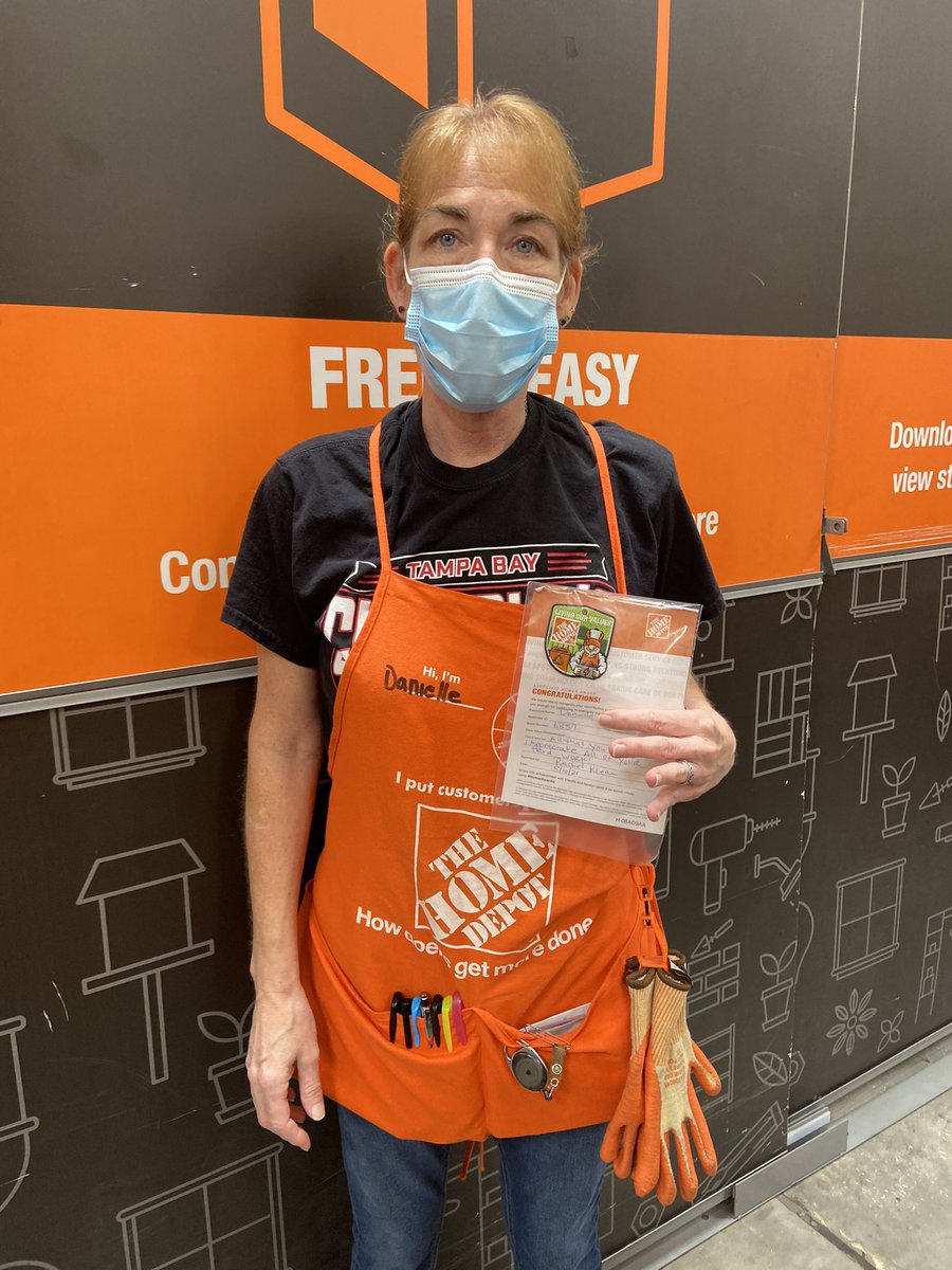Can I have a round of applause for this ROCKSTAR ⭐️ Congratulations, Danielle Service Dept Associate of the month!! @RamonEstevez12 <a href="/Eduardothd6357/">Eduardo Chaves</a> <a href="/CrickettSurls/">Crickett Surls</a> <a href="/garydemarinis/">Gary DeMarinis</a>