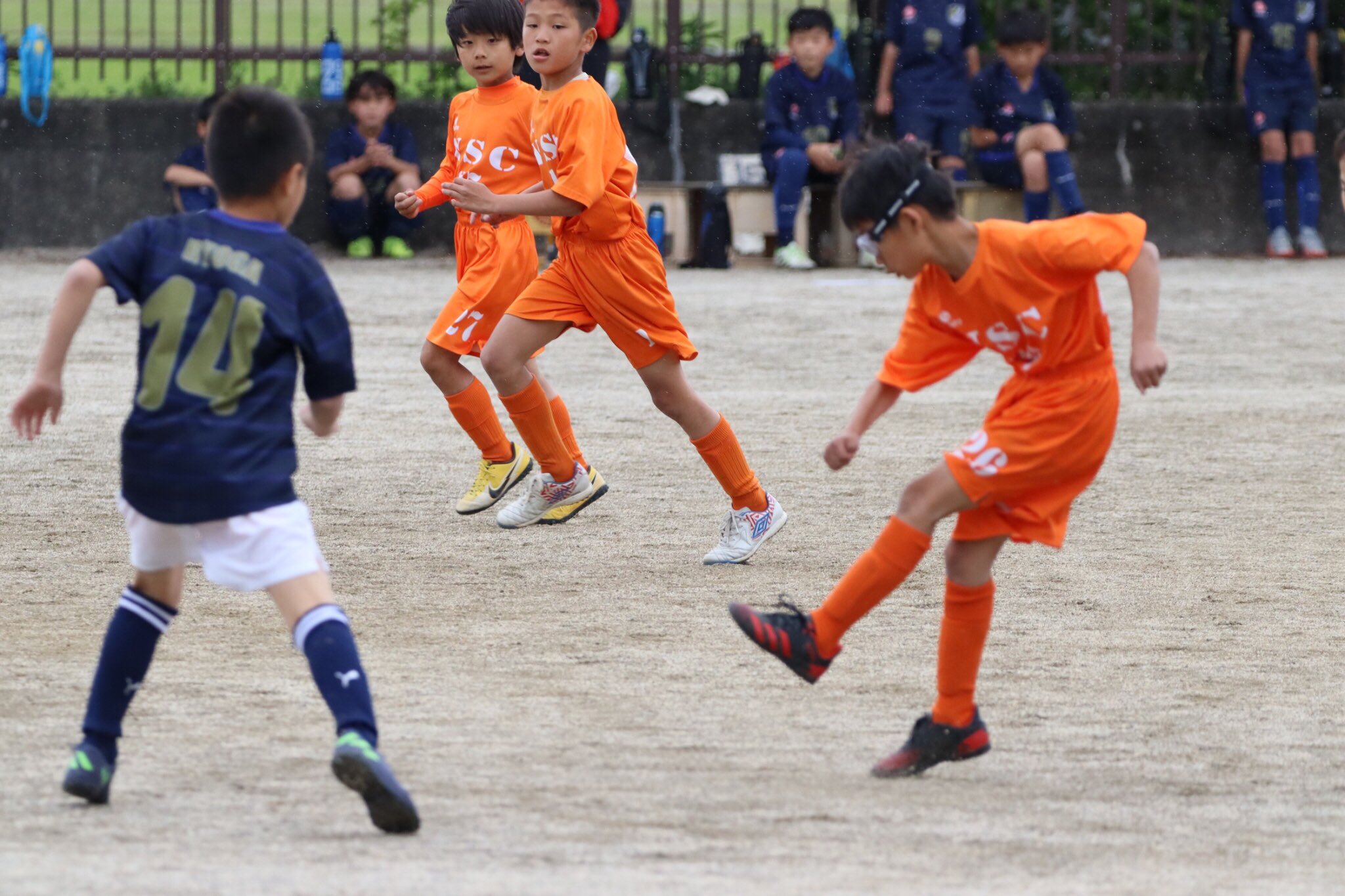 成増サッカークラブ 5 5 5年 Tm 烏天狗jr Fcさんにお誘い頂きました 今日は来るべき3ピリオド制の公式戦に備える為 4年生を招集し適応を図りました まだ遠慮があり お互いに要求する声が少なかったので 積極的にコミュニケーションを取り改善