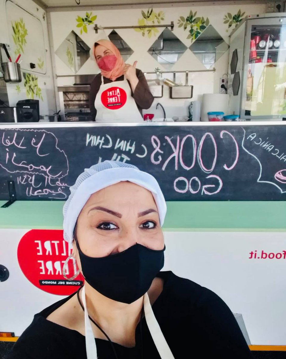 🌮Voglia di sapori che vengono da lontano?
☀️Voglia di aria aperta e un pranzo tranquillo?
Eccoci, siamo la vostra soluzione 
per la #PausaPranzo. 
Il nostro #FoodTruckAltrTerre è parcheggiato 
al Dumbo Bologna
fino alle 15. Vi aspettiamo ❤️