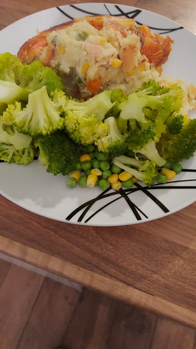 Our families are loving cooking with their <a href="/lovelyloaf/">Loaf Catering</a> cookery packs and its encouraging them to cook other healthy family meals during the week :)