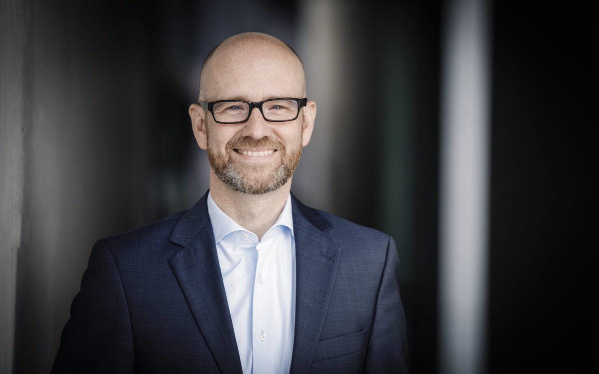 🎙 Neues Interview: "Nichts ist so beständig wie die Lageänderung."

Unser Mitgründer und Beirat <a href="/petertauber/">Dr. Peter Tauber</a> im Gespräch mit <a href="/PhilippBohn/">Philipp Bohn</a> über digitale Kommunikation und Verteidigungspolitik fürs 21. Jahrhundert.

c-netz.de/2021/05/13/pet… #MitTwitter #DigitaleTransformation #CDU