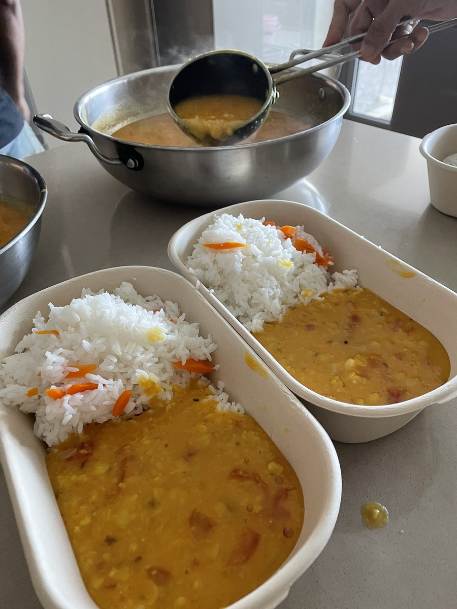 TikkiTalks's tweet photo. Many of the patients we have served have now recovered! 🙏🏽 
Please reach out if you know any #COVID patients in #Mumbai who are in need of healthy, home cooked meals. We are currently delivering from #Colaba to #Bandra ! #CovidIndia #Maharashtra #CovidIndiaInfo https://t.co/FLbiXAvOdA