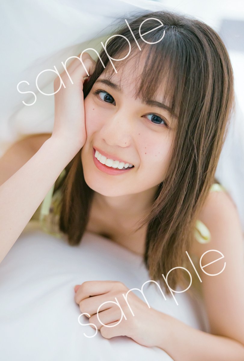 Oricon News オリコンニュース S Tweet 日向坂46小坂菜緒 彼女感溢れる特典ポストカード公開 花嫁 温泉 湯上り 全8シチュエーションで撮影 写真集未収録のレアカット 特典画像 先行カットなど 18枚 日向坂46 小坂菜緒 こさかな 小坂菜緒1st写真