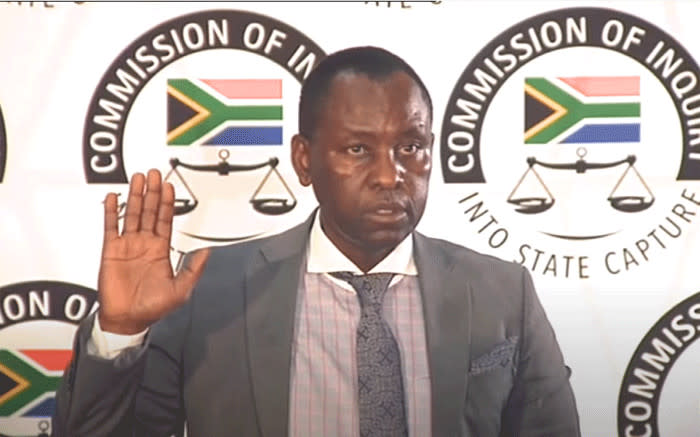 SABreakingNews's tweet photo. Zwane: I wasn't aware that my flight to India was paid for by Guptas https://t.co/pYzKRy4DJ1 https://t.co/VyWe6HDMeh