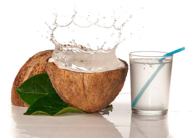 OsamaAnita's tweet image. Coconut water is not an &quot;EYE DROP&quot; , it goes in your mouth not your eyes, tell that your neighbor that gives you the speech of how her mother used it for her and she didn&apos;t go blind.
#saveasight
#Retweet