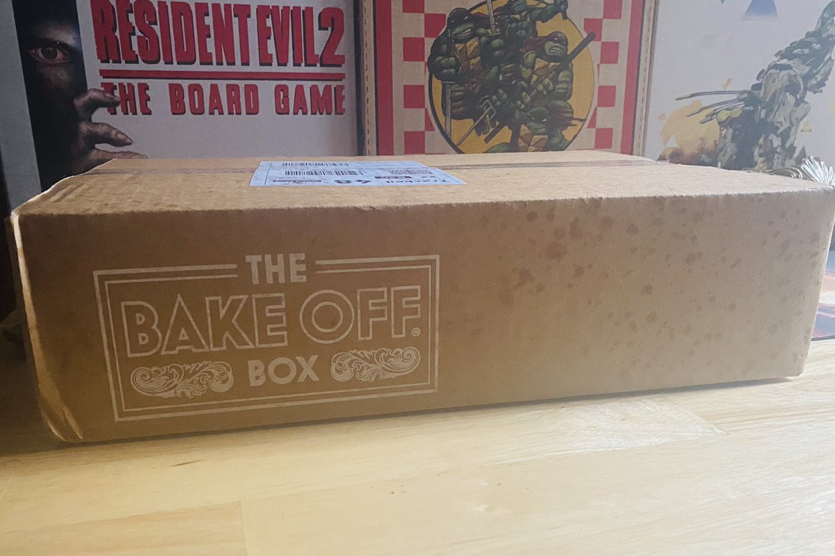 Mr_Ragles's tweet photo. Look what just arrived! I feel a video coming on! @BritishBakeOff @YouTube #GBBO #greatbritishbakingshow #bakeoffbox https://t.co/j54apYAlME