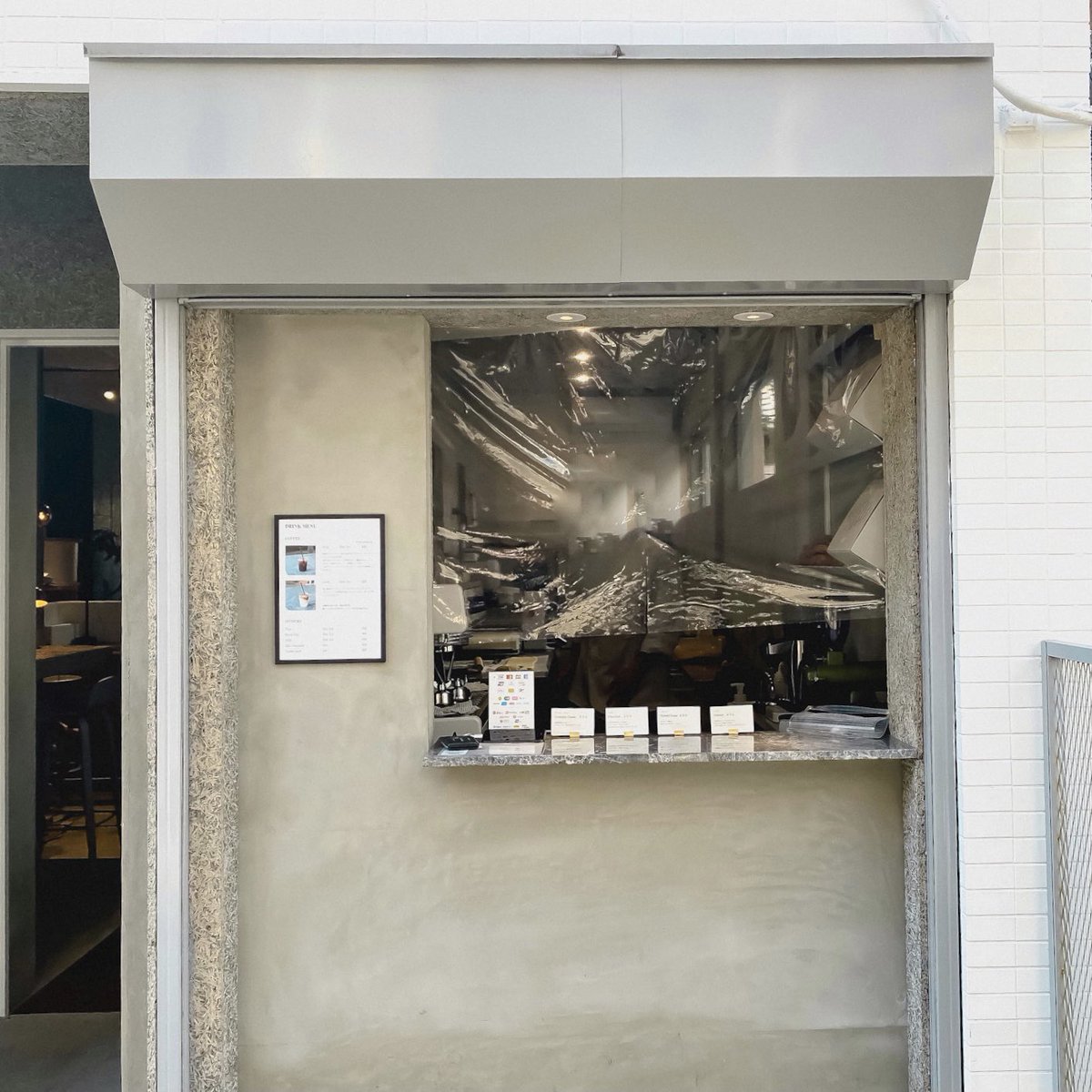 mapooo_t's tweet image. 三軒茶屋にあるクロワッサン専門店「 plat 」。友達に教えてもらって行ったけど、クロワッサンがジューシー&amp;amp;サクサクで本間に美味しかった🥺ノーマル(350円)を食べたけど、ハムチーズやラズベリーとか他も全部美味しいらしいからまたいく！！！
#東京カフェ #三軒茶屋カフェ