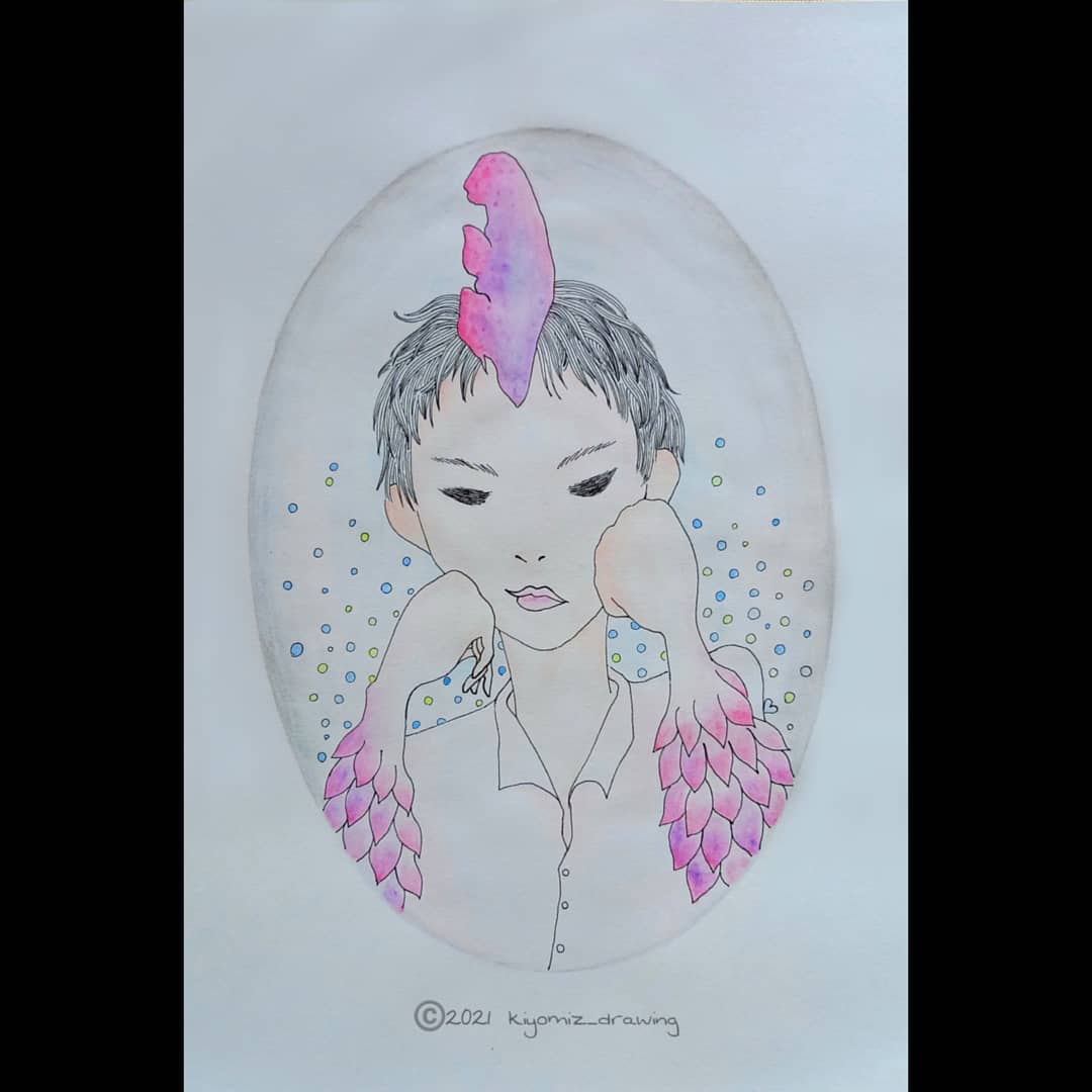 キヨミズドロウイング いつも物憂げな庭取くん です 軽い線で色を多めに使ったイラストになります おすすめはトサカの色具合と隠れ ハートです イラスト 空想画 想像画 絵描き アート アートワーク 手描きイラスト アナログ画 水彩