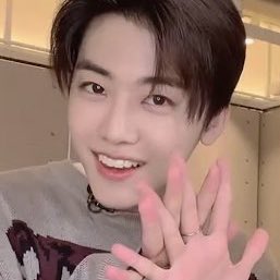Z0UJJ's tweet photo. 헐..
어울려요 https://t.co/5fJXKZi7vk
