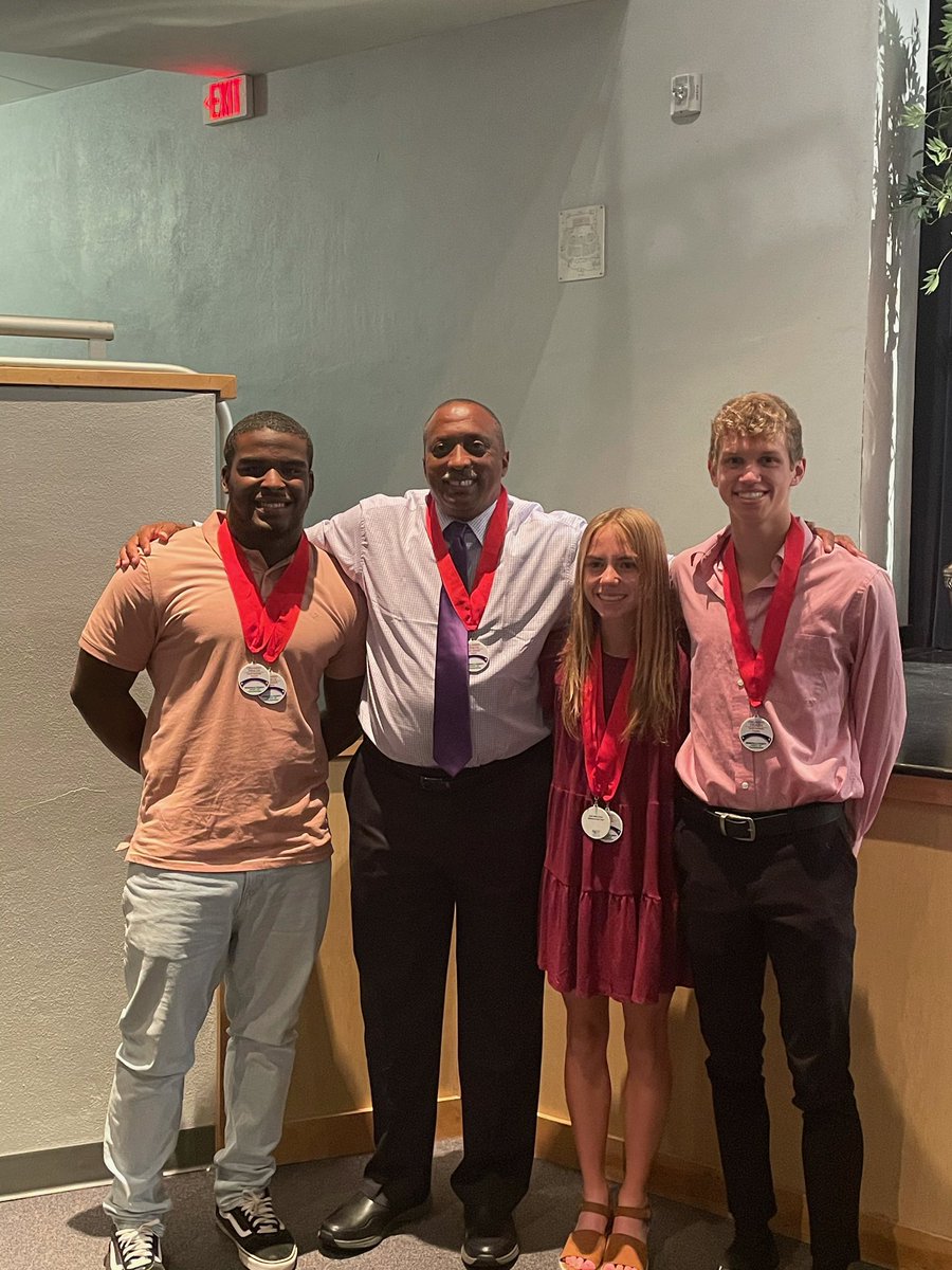 🏆 NIGHT OF CHAMPIONS 🏆 
<a href="/stride4student/">Coach Clark</a> was honored last night as The Seminole County Coach of The Year after Back to Back <a href="/FHSAA/">FHSAA</a> Cross Country State Championships!