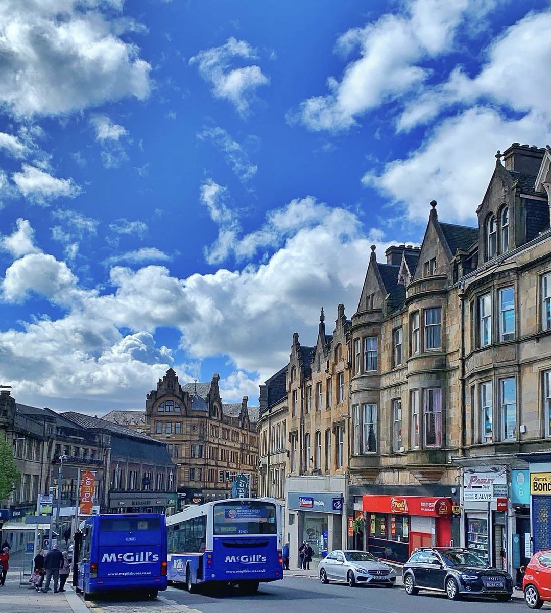 It's almost the #weekend! Hang in there! 

Here's a great picture captured of busy St Mirren Street #Paisley. Let's hope we get more blue skies and dryer days! 

📷: @ nisa.hidayati_ica on Instagram

#LoveLocal, #LovePaisley ♥️