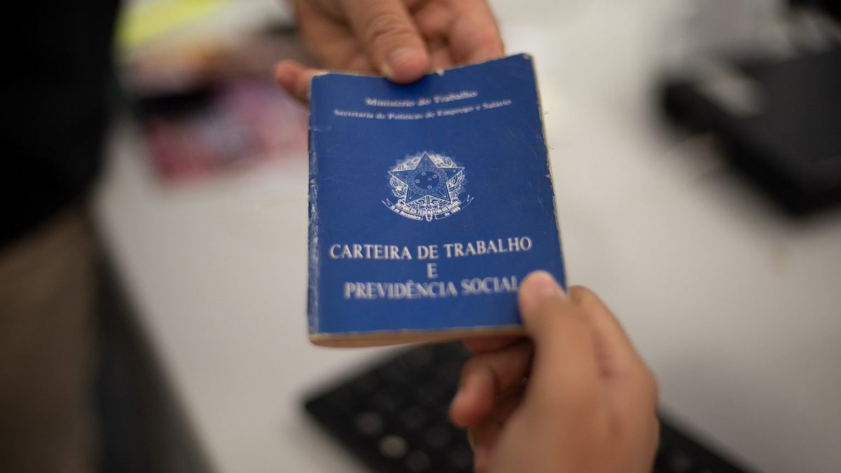 expressourb's tweet image. MAIS DE 400 VAGAS DE EMPREGO ABERTAS EM CAJAMAR
Vagas são para empresa norte-americana do setor de #varejo. Currículos devem ser enviados por e-mail até sexta-feira. Mais detalhes em: bit.ly/3eGaMc8 #vagasdeemprego #empregos