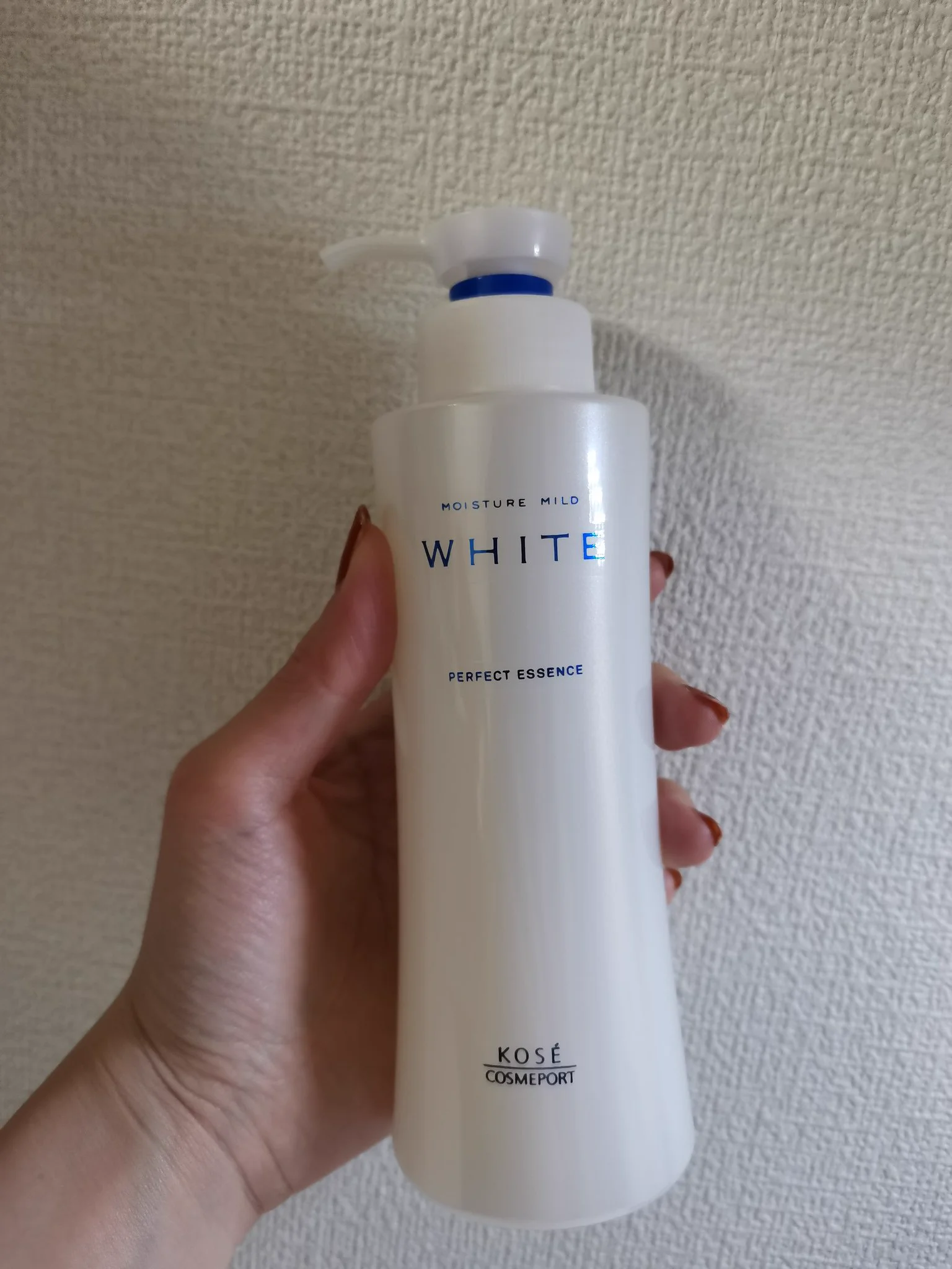 @kazunosuke13 KOSEのmoisture mildのwhiteエッセンスも有効性分がナイアシンアミドですが、こちらも価格崩壊商品の位置付けになりますか？ 