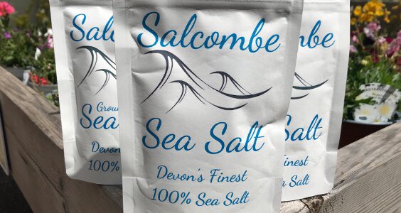 A sprinkle of pure Salcombe sea water salt - just the thing for seasoning up your dishes. #seasalt
Doesn’t come much more local - guaranteed 100% from the coastal waters of Salcombe and in 70g reusable pouches too, only £2.95. #Foodie #giftideas #chef  #ThursdayTreats