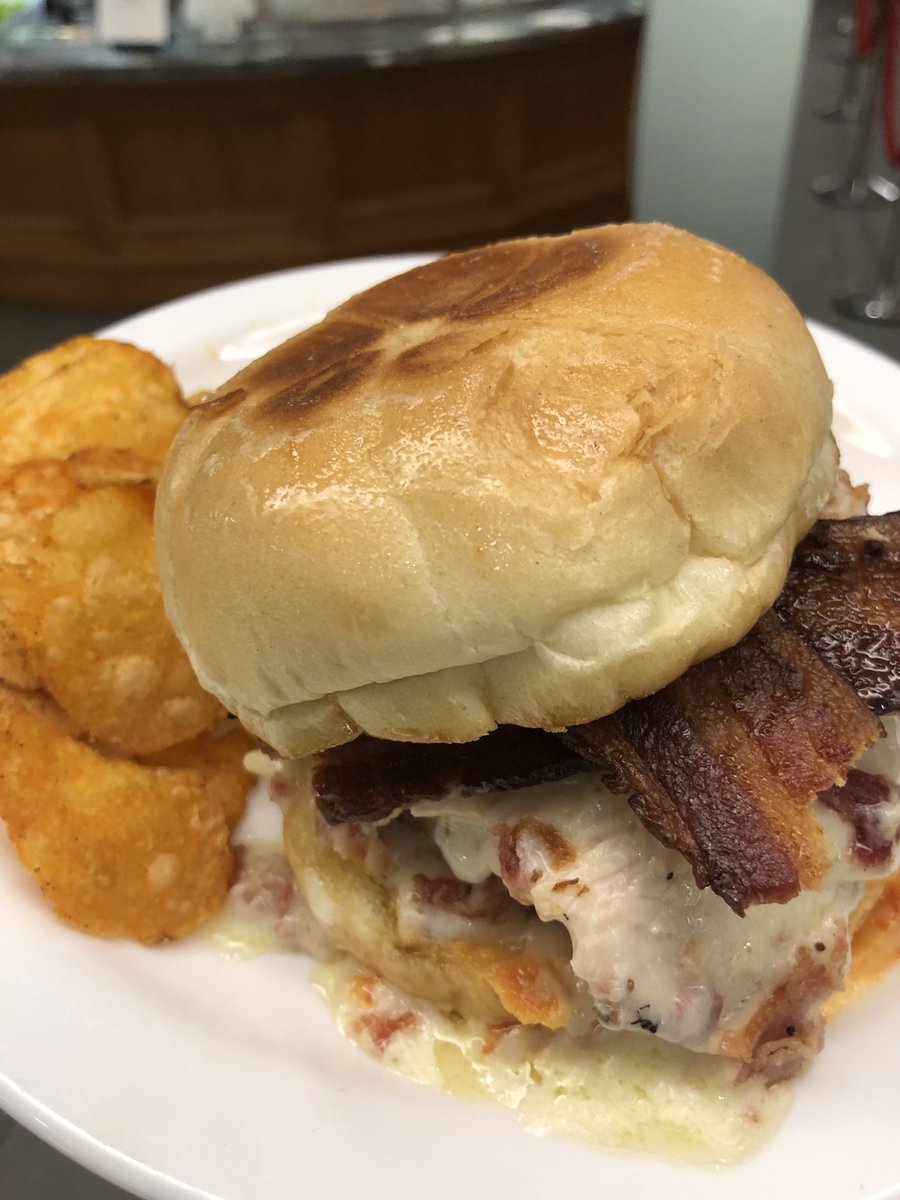 auscapitolgrill's tweet photo. Howdy, y'all!

Our Daily Special is a Hot Brown Sandwich with Potato Chips.  Roasted turkey, bacon, &amp; sun-dried tomato mayo on a toasted bun topped with cheese sauce.

Soup of the Day: Roasted Red Pepper Bisque

Have a great day! https://t.co/a9kWszR8qG