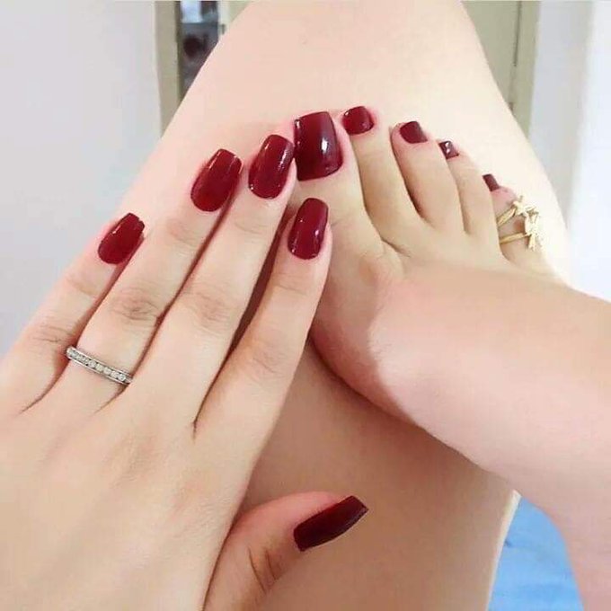 Lo m&aacute;s bonito son los pies https://t.co/VJvQx3NVJO<a href="/tag/nuevafotodeperfil"class="tags"><span>#nuevafotodeperfil</span></a>