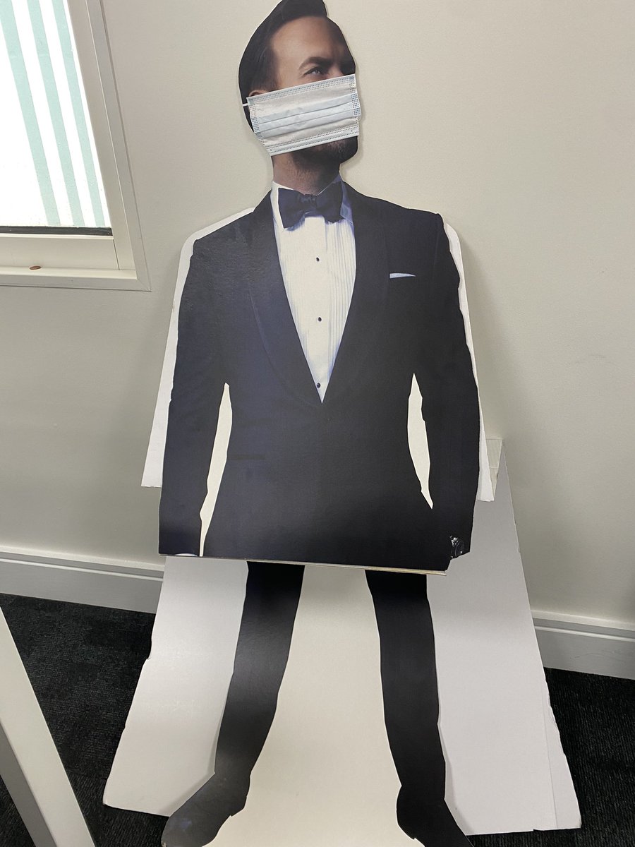 First time in the office since September, rumours abound that the office police had removed #cardboardmatt, but turns out he was just hiding in the cupboard (which explains the dodgy posture😂)...  #cardboardmatt #nooneputscardboardmattinthecupboard

 <a href="/TeamMattGoss/">Team Matt Goss</a> <a href="/mattgoss/">Matt Goss</a>