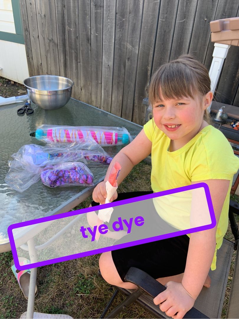 MrsSaundersCG's tweet image. Paige &amp;amp; Zoey made flat me a tie dye t-shirt - I think it&apos;s the perfect fit! #flatmrssaunders #togetherwhenapart #fmpsdlearningathome @FMPSD @BeaconhillFMPSD @abbott_graham