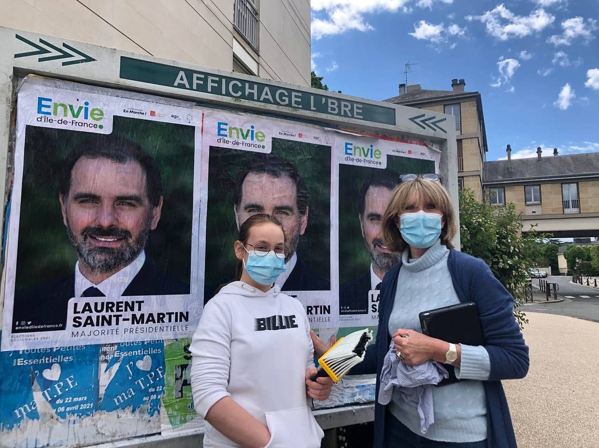 lesjem78's tweet photo. 🔵🟢 Même un jour férié, nous sommes sur le terrain pour vous parler de @laurentStmarin !
Séance collage avec @fgranjus et boîtage avec nos #jam78 à #Elancourt et à #Poissy ! 💪🏻
@Envie_IDF #Régionales2021 https://t.co/Ai3D7cgQJB