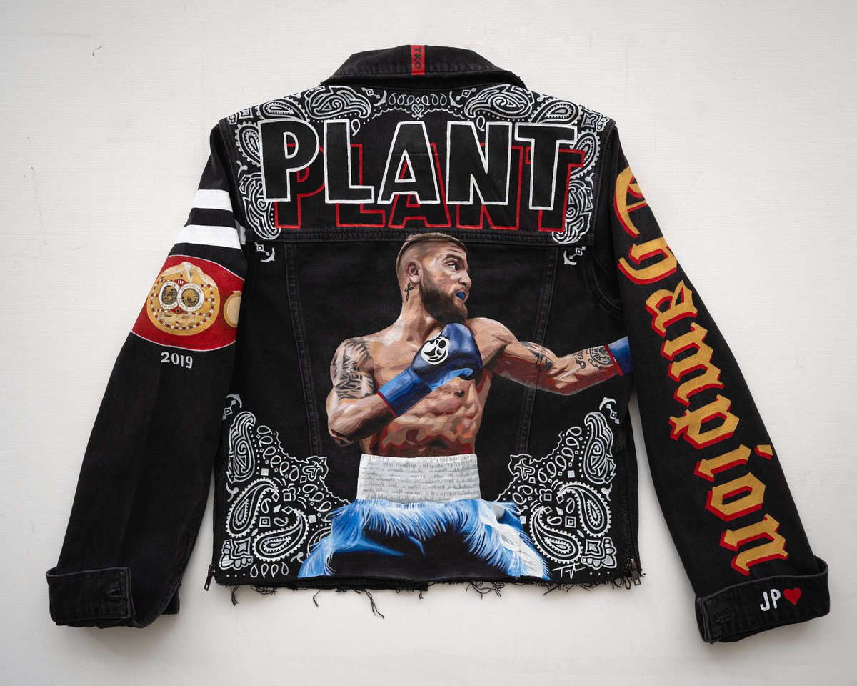 I love my hand painted jacket by <a href="/tkopaintings/">Taylor Kampa Olson | TKO</a> 🔥🔥