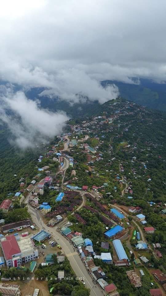 TintinYu7's tweet photo. Terrorist Myanmar Junta attack Chin State (Mindut City) by air.
They have no ethics at all.

#SaveMyanmar
#May13Coup 
#WhatsHappeningInMyanmar https://t.co/hN6QSxYlYG