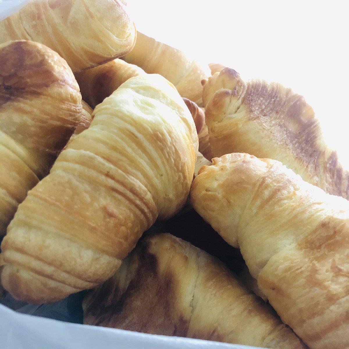 El pan rollo bogotano debería ser declarado patrimonio de la nación. 😍