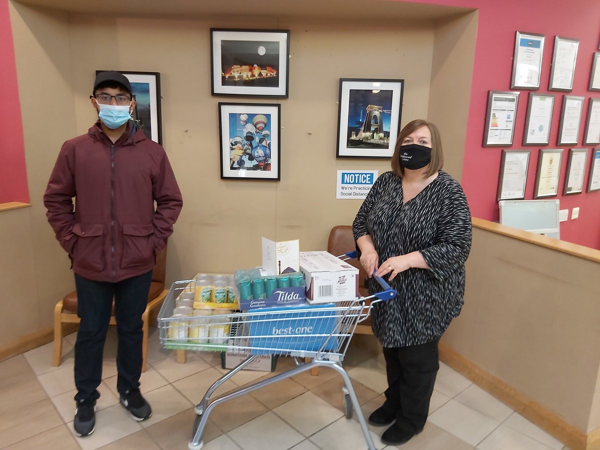 Region_SW's tweet photo. Food donation to #TheWithywoodCentre (foodbank)
By AMYA Bristol. 42kg food donated.
@UKMuslimYouth
#humanitfirst
#AMYAPress https://t.co/G54LcuJk20