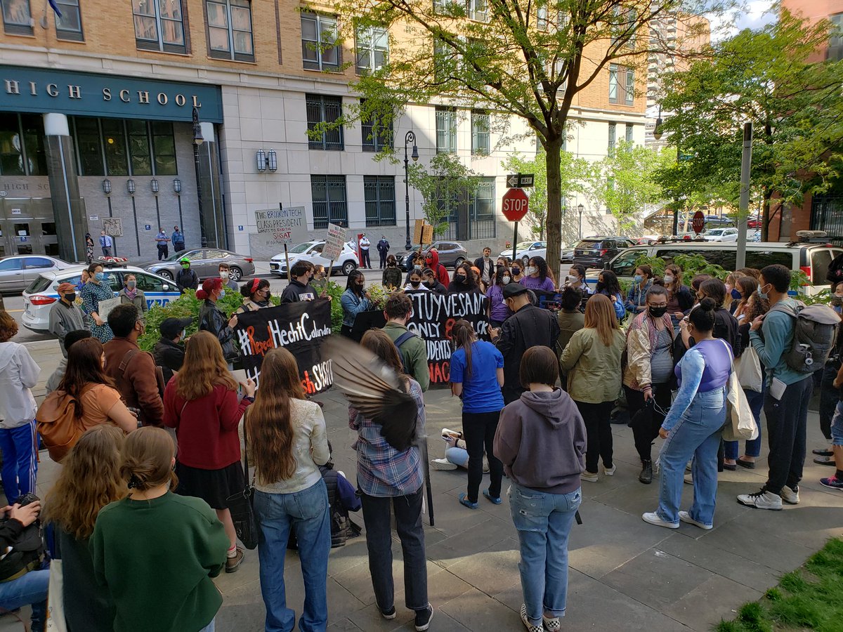 BellVoices's tweet photo. Thread on the SHSAT:

5,879 AAPI students took the SHSAT this year and did NOT receive an offer. Many of them put 100s of hours + $1000s into a process that didn't pay off.

The SHSAT is bad for all groups. Yesterday's @TeensTakeCharge rally made that abundantly clear. (1/4) https://t.co/rwQ0kKn7sW