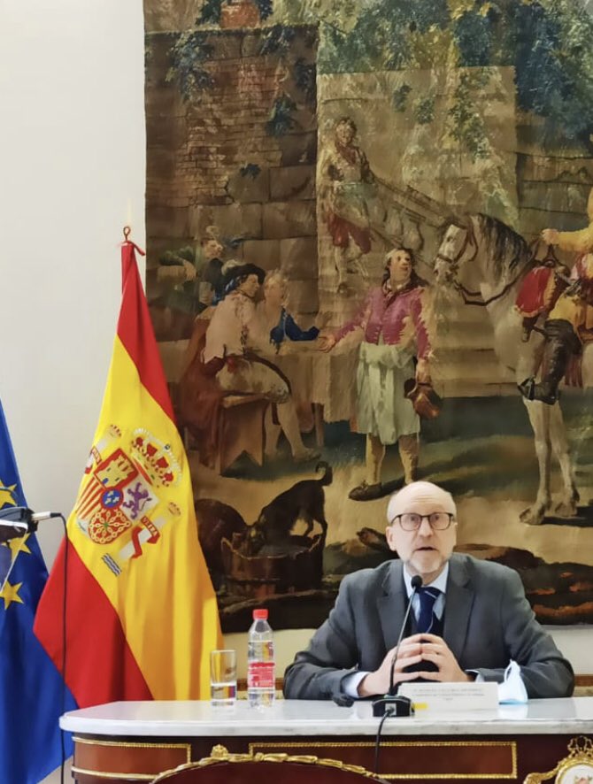 franmartagui's tweet photo. Gracias al @cepcgob y a todos los participantes y asistentes al seminario sobre la rendición de cuentas en democracias complejas.
Ha sido muy interesante y constructivo. En breve estará en la web.
Seguimos!
#Cumpliendo https://t.co/O1nYSI3FuL