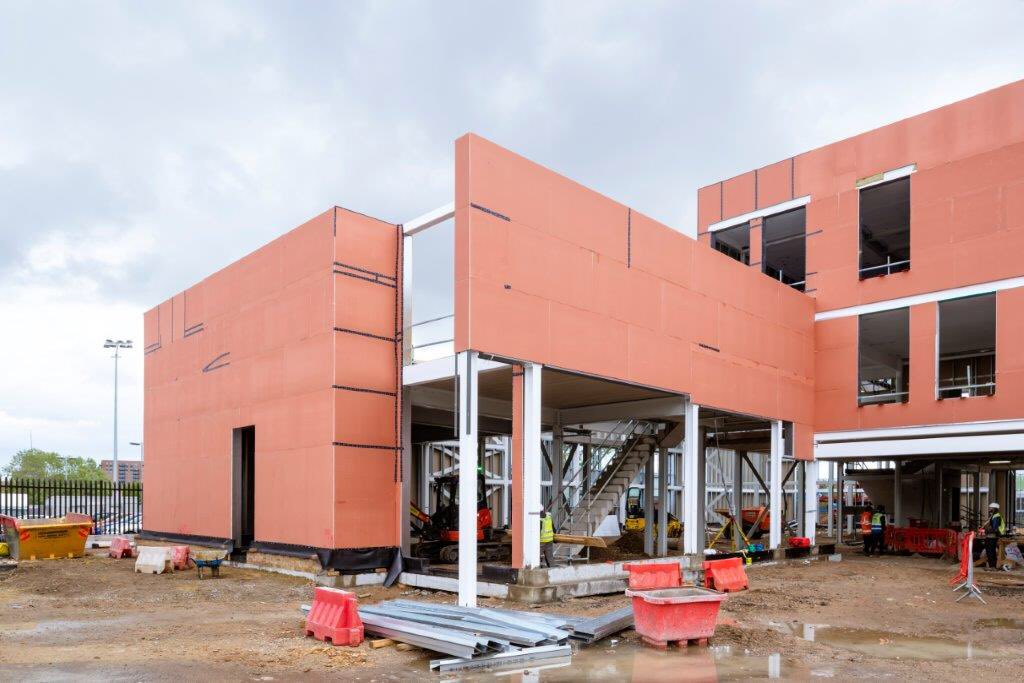 bandkbuild's tweet photo. Another update from @bandkphoto following a visit to the site of the @GNS_Academy in Hillingdon where our #bandkNM team are building a new 840 place primary school with the @educationgovuk #ConfigurEd #webuild #LoveConstruction #Nanaksar https://t.co/AeuqMgVoab