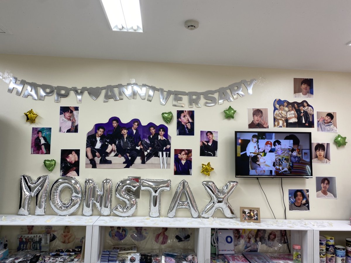 calmbiyori's tweet photo. 5/14～
2号店
#MONSTA_X 
#ACE  #WoW 
コーナー💚❤️ https://t.co/WH0Lleiy0I