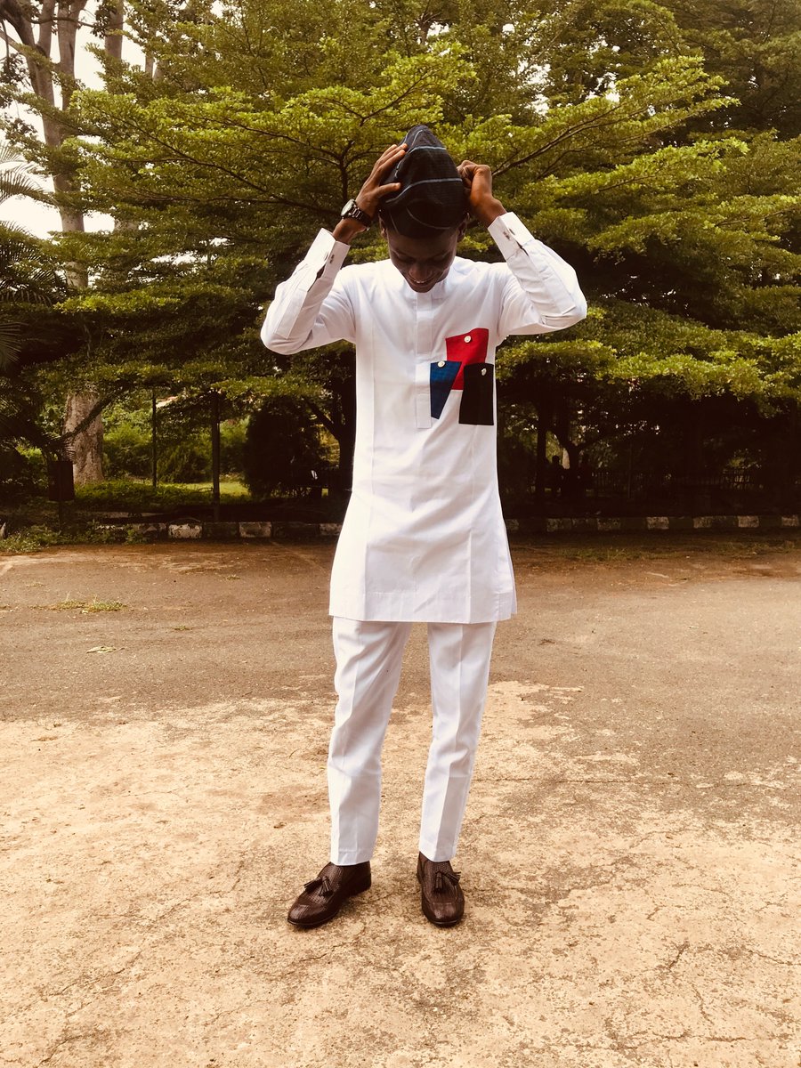 askunlerry's tweet photo. Your favorite Ọmọ Ọlọ́dún 😁😂😁
Eid Mubarak to you all https://t.co/aUzKXP49lQ