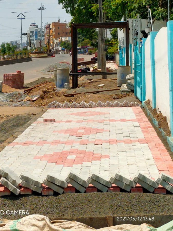 musharraf_ias's tweet photo. #RightToWalk

Footpath project begins along the main stretch of #Nirmal town,after meticulous planning, consultations &amp; road widening;

Junction development, ParkingZones, BusBays, AutoStand, VendingZones, Kiosks, Street Furniture included

@KTRTRS @IKReddyAllola @arvindkumar_ias https://t.co/V9WxSeDWjr