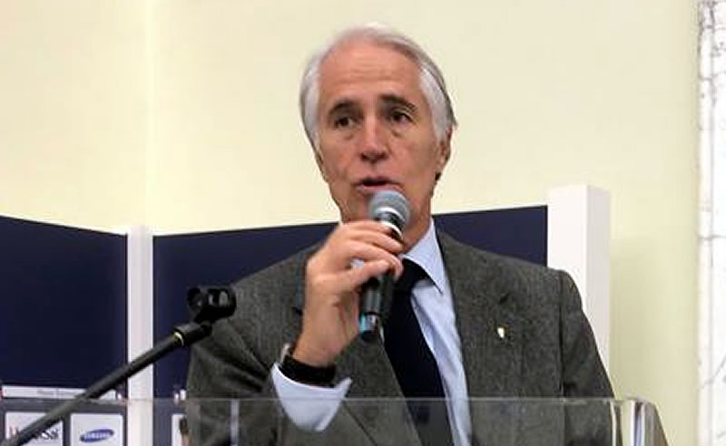 Giovanni Malagò rieletto Presidente CONI. Scelte come Vice Presidenti Silvia Salis (vicario) e Claudia Giordani. Carlo Mornati confermato Segretario Generale
➡️ bit.ly/3faiTwO

#Malagò #coninews #GiovanniMalagò