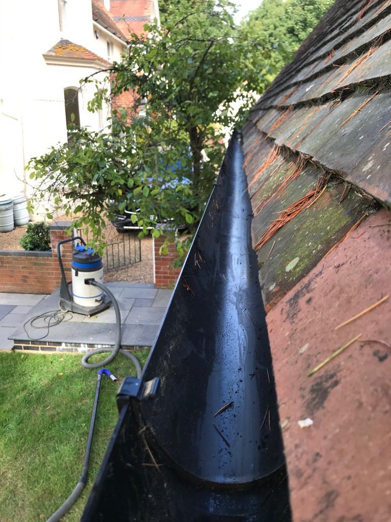 Is your gutter overflowing or leaking with all this rain?? You may need a gutter repair or a gutter clear out. It could be full of moss, leaves and dirt. Get in touch and booked in before it causes any damage to your home. Call 01634 865610