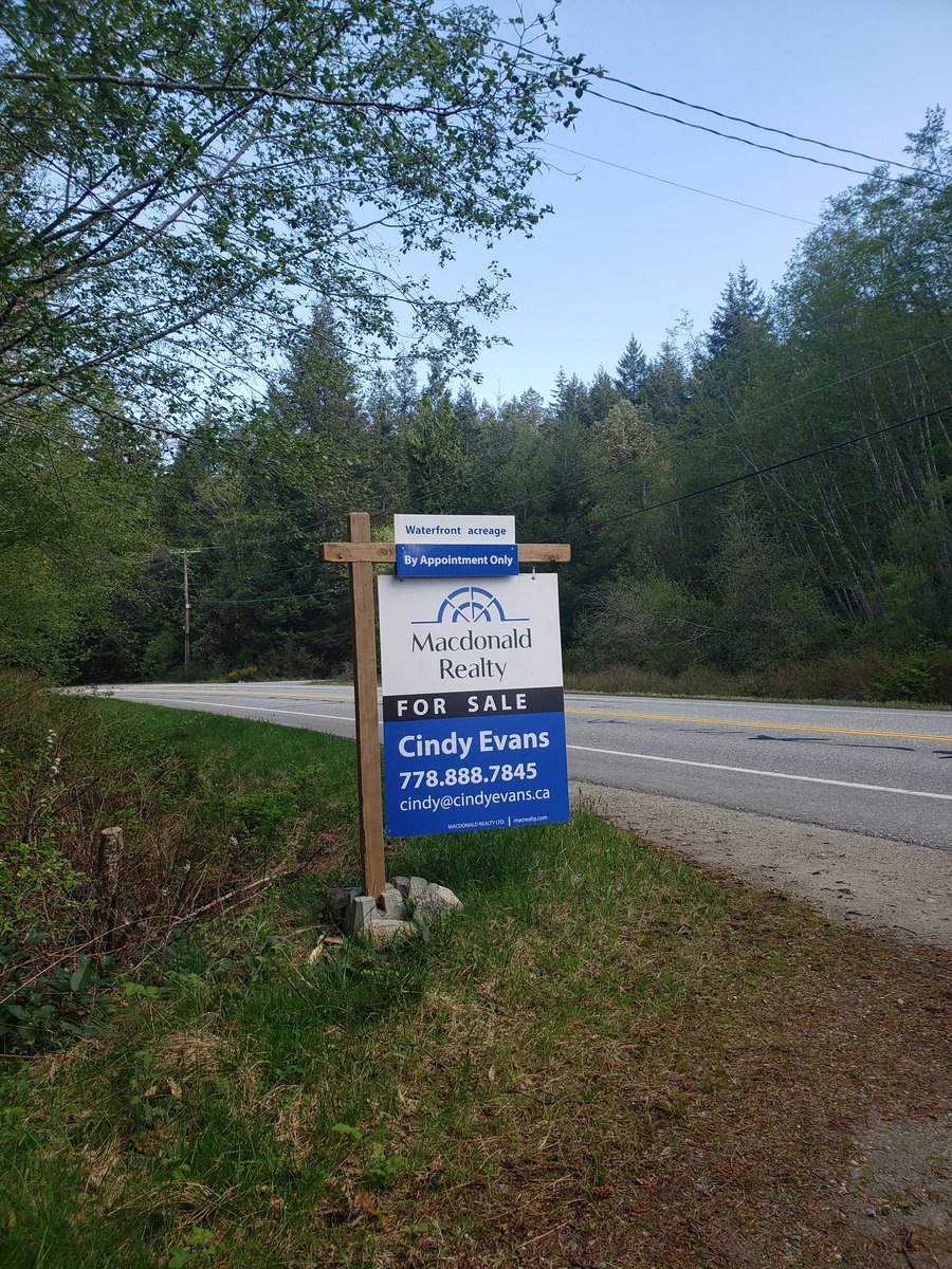 "Home 🏡 is where your story begins!"

With my 37 years of Coastal experience I  can help you find that special area that suits your needs. 
Cindy@cindyevans.ca 
778-888-7845