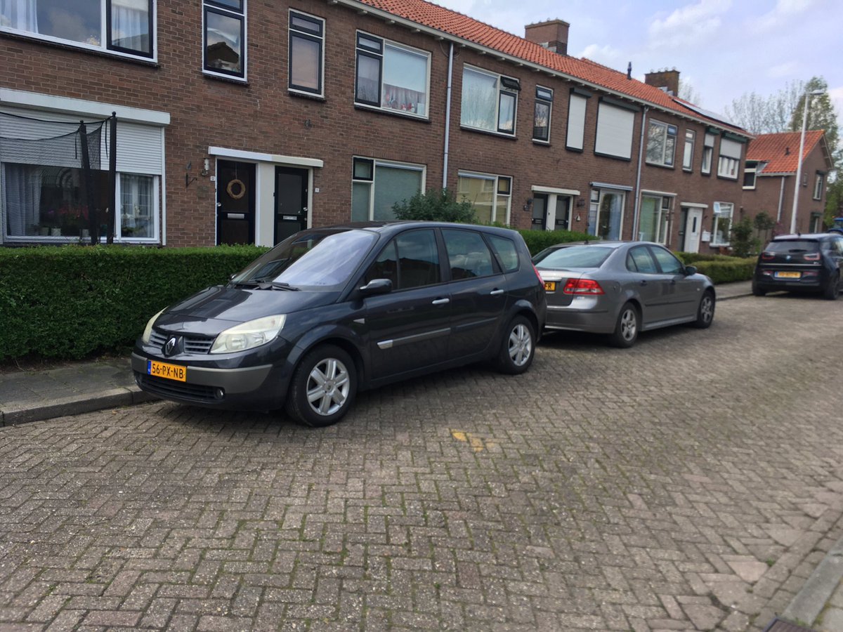 Zo, onze nieuwe #Renault gezinsauto is ook schoon. Iemand nog interesse in een #saab?