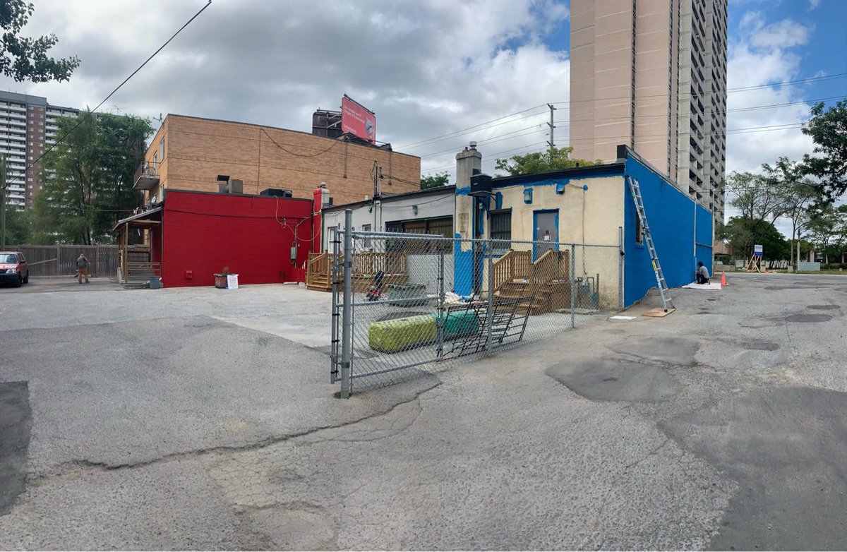 Frontlines Toronto (@frontlinesto) on Twitter photo Thanks to <a href="/HomeDepotFound/">The Home Depot Foundation</a> <a href="/HomeDepotCanada/">Home Depot Canada</a> that lovely bright wall will be painted in a mural . Thanks to Home Depot Stockyard for supporting us once again. Stay tuned for the summer when the mural is done 🎨🏘 Thanks to <a href="/HomeDepotFound/">The Home Depot Foundation</a> <a href="/HomeDepotCanada/">Home Depot Canada</a> that lovely bright wall will be painted in a mural . Thanks to Home Depot Stockyard for supporting us once again. Stay tuned for the summer when the mural is done 🎨🏘