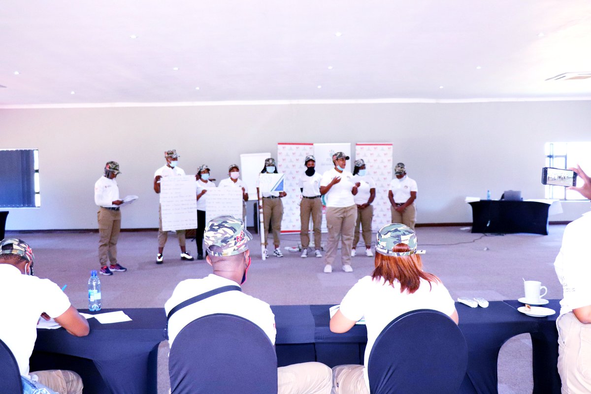 NYDARSA's tweet photo. After being divided in groups to discuss, the Young Patriots are delivering presentations on their idealised countries that they have designed...
#TYPPInduction
#ThursdayMotivation
@SportArtsCultur https://t.co/DHSmHFQ9Qh
