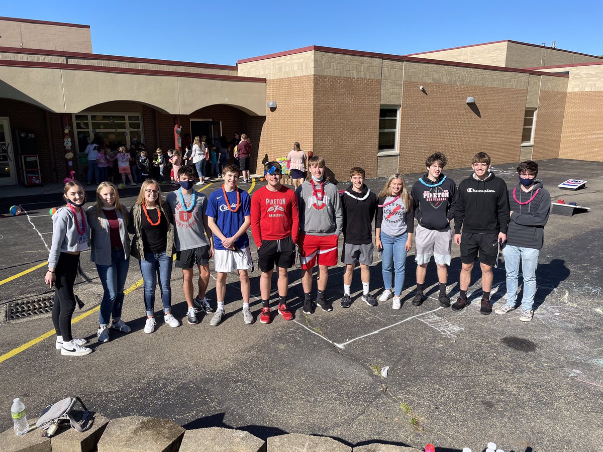 coreno_math's tweet photo. New inductees and their first activity! @piketon_nhs https://t.co/bL8bnF6UwM