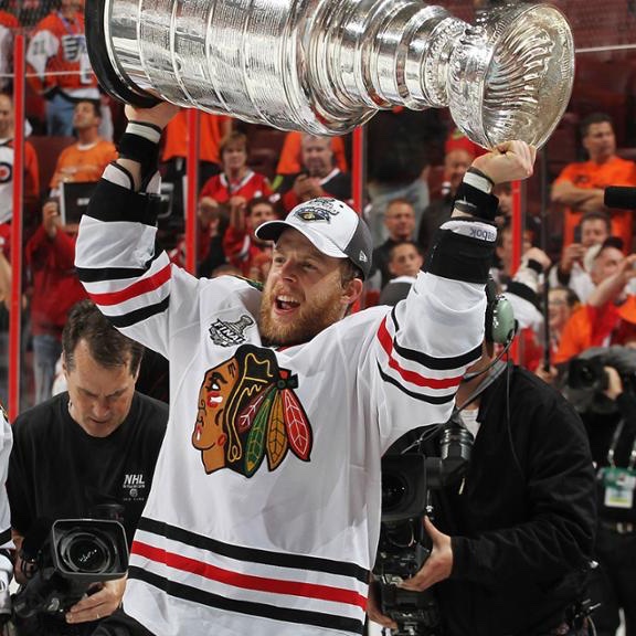 Happy 35th Birthday to two-time Stanley Cup Champion Kris Versteeg! 