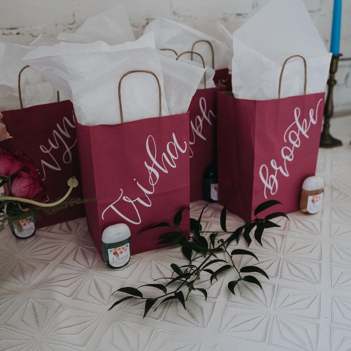 L'Nique Specialty Linen tweet media