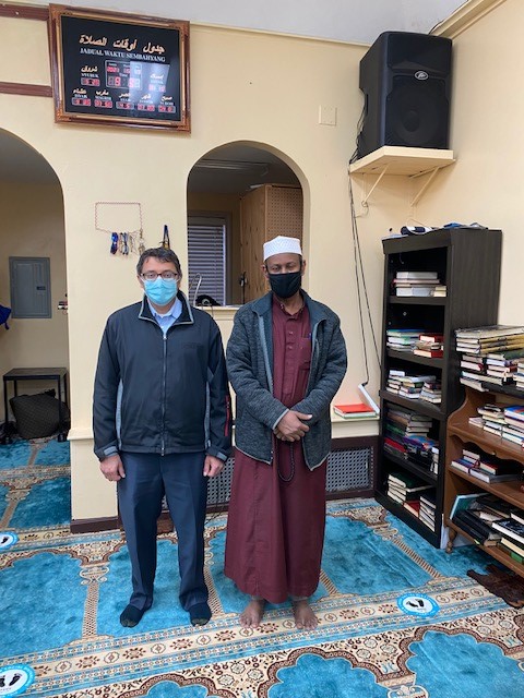 For those who are celebrating, I wish you a happy, safe #EidMubarak.  

I recently had a chance to meet with Islamic faith leaders in #Maine to discuss how we can partner with them and their communities.  

Thank you Sheikh Abayle and Sheikh Mohamud for your time and partnership.