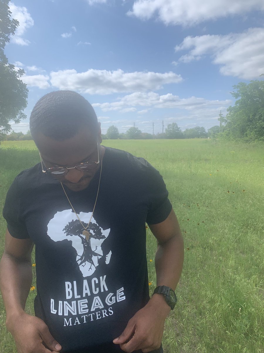 GodKingJustice's tweet image. Follow @odiari55 and check out his @get_check_app an app he came up with to slow down some of these police brutality cases. With check you can do a video call when on a traffic stop, Instead of physical interference with the police for minor traffic violations.