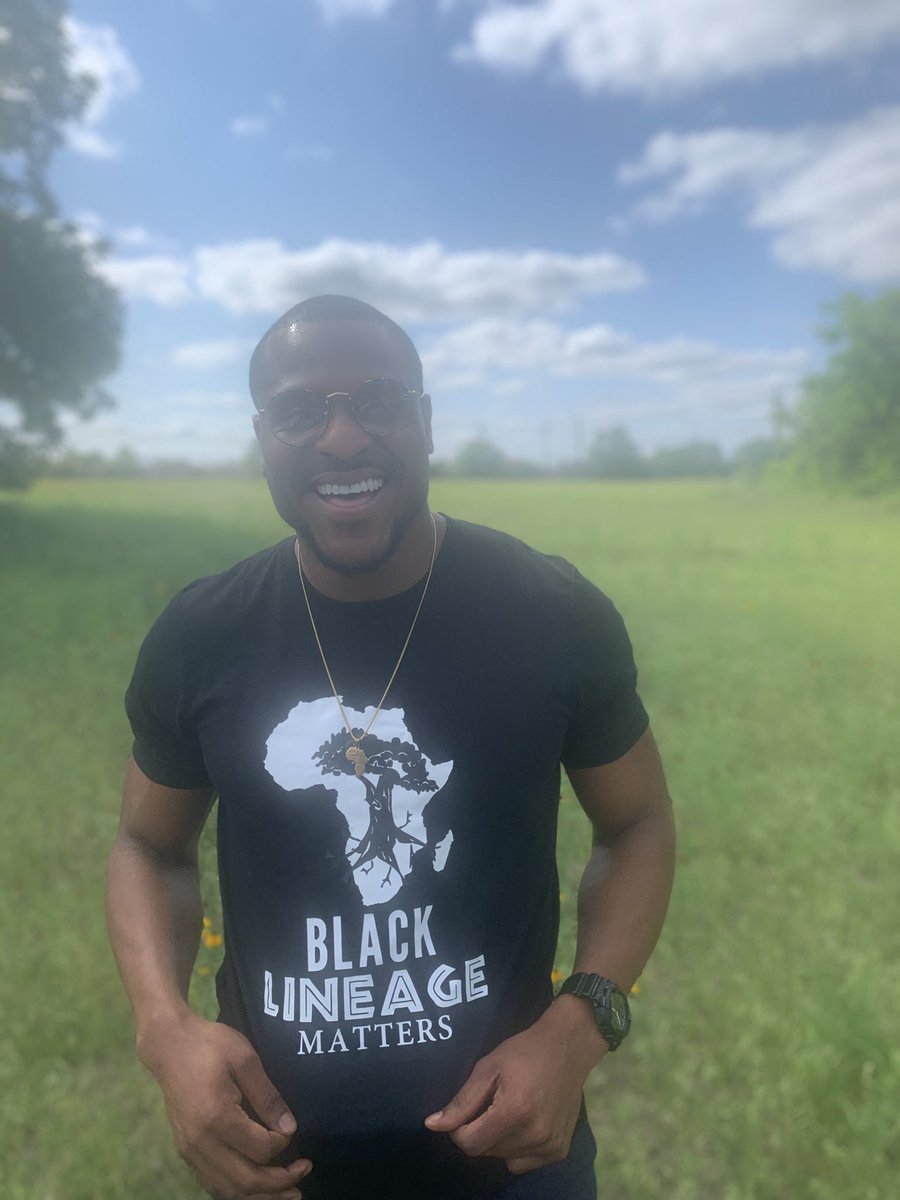 GodKingJustice's tweet image. Follow @odiari55 and check out his @get_check_app an app he came up with to slow down some of these police brutality cases. With check you can do a video call when on a traffic stop, Instead of physical interference with the police for minor traffic violations.