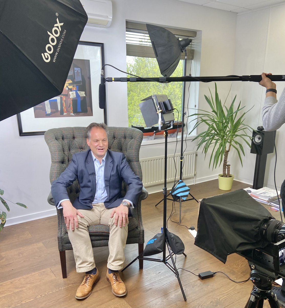 TheWindmillGrp's tweet photo. Great day yesterday filming with @BlackfinchGroup at their lovely Gloucester office. It was a pleasure working with the team and we look forward to sharing the end result. 

#videoshoot #video #financialservices #blackfinchgroup #thewindmillgroup #behindthescenes https://t.co/WobnbhFS4X
