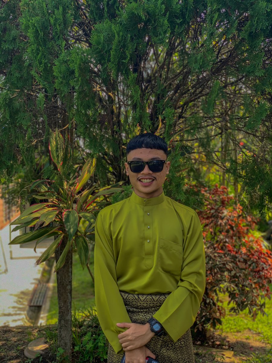 _mynameakid's tweet photo. happy cov eid !💚 https://t.co/NnaIDwIziF
