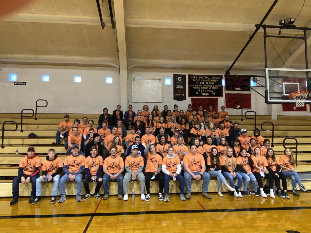 MHS_Ankrom's tweet photo. 2021 Service Day, thank you Seniors for another SUCCESSFUL day at MHS. https://t.co/5OTeYPVFvg