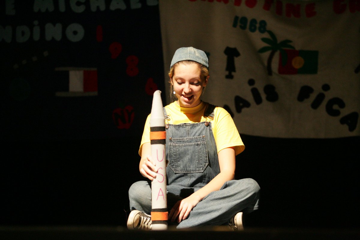ColoniaHigh's tweet photo. #TBT Since the play is going on this week, lets look back on the years of Colonia Theater. Here's pics from teh fall play from 2012 https://t.co/LpxE94j9Sa